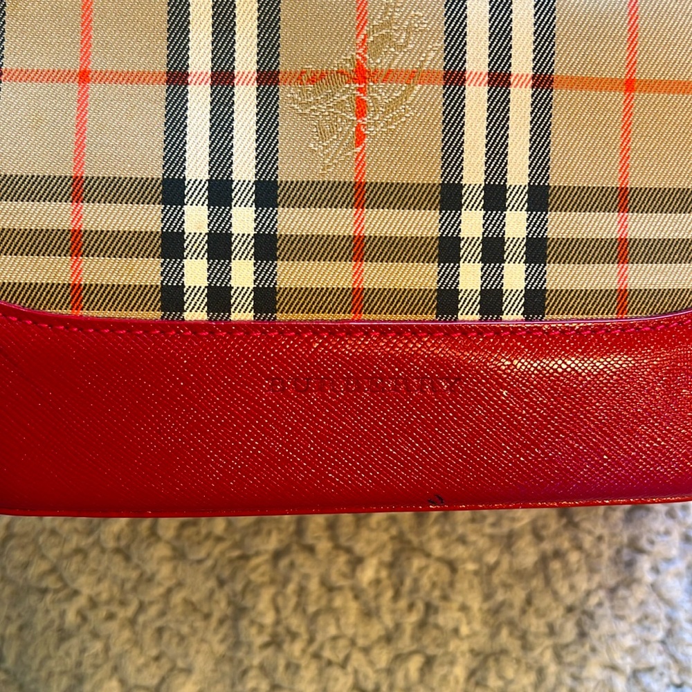 Burberry Canvas Nova Check Shoulder Bag - Picture 4 of 16